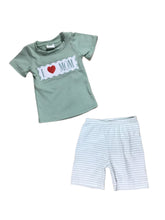 Load image into Gallery viewer, I Love Mom Boys short outfit
